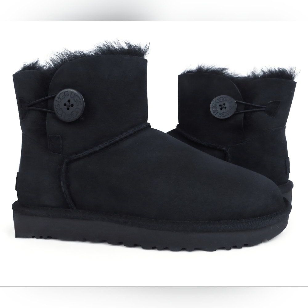 New UGG Mini Button Bailey Black Winter  Boots Plush Lining Size 7 1016422 - Picture 2 of 9